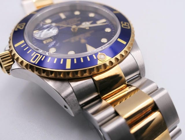 ジュエリー修理で受け継ぐ輝きと思い出未来へ紡ぐアクセサリーの物語