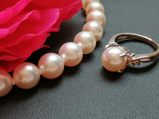 ジュエリー修理が紡ぐ大切な思い出と愛着を未来につなぐための知恵